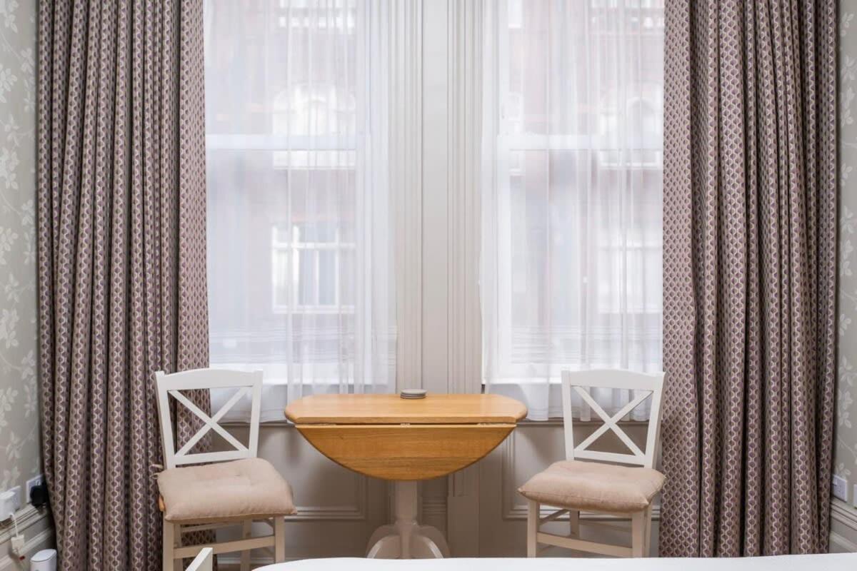 Charming Chelsea Studio Your Cozy Urban Retreat Londyn Zewnętrze zdjęcie